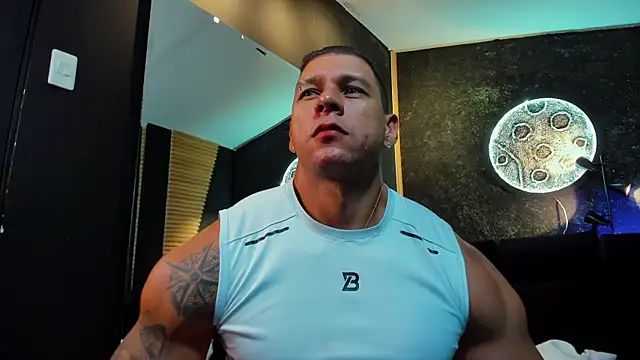 MassimoWalton2 online show from 9, 1, 2025