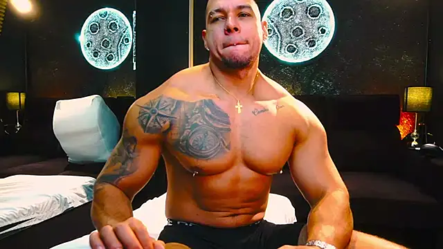 MassimoWalton2 online show from 23, 9, 2025