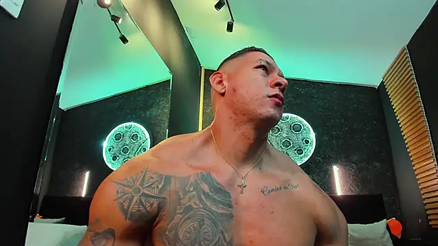 MassimoWalton2 online show from 11, 1, 2025