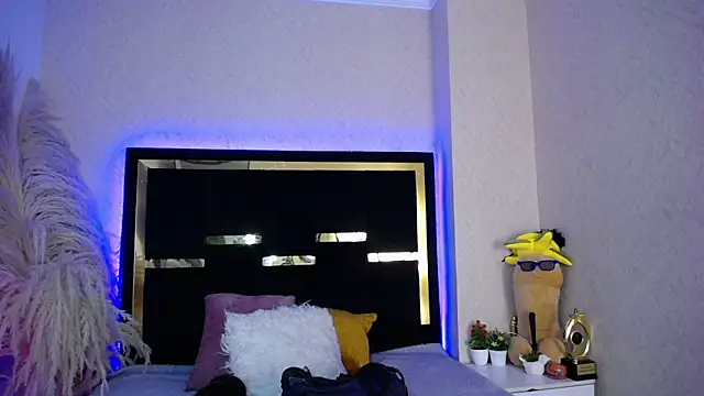 Bunny O online show from 4, 10, 2025