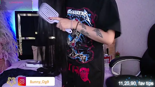 Snapshot of Bunny_O chatting on 13, 11, 2025 Bunny O online show from 13, 11, 2025