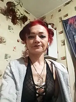 SweetLeila40 online show from 4, 4, 2026