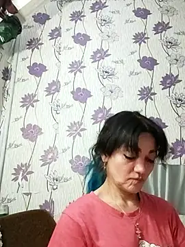 Snapshot of SweetLeila40 chatting on 9, 2, 2025 SweetLeila40 online show from 9, 2, 2025