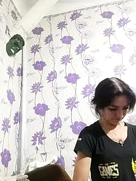 Snapshot of SweetLeila40 chatting on 26, 2, 2025 SweetLeila40 online show from 26, 2, 2025