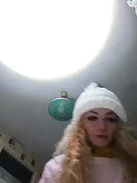 SweetLeila40 online show from 18, 1, 2026