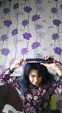 Snapshot of SweetLeila40 chatting on 6, 2, 2025 SweetLeila40 online show from 6, 2, 2025