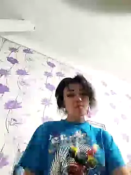 Snapshot of SweetLeila40 chatting on 11, 2, 2025 SweetLeila40 online show from 11, 2, 2025