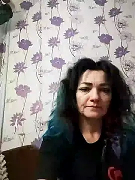 Snapshot of SweetLeila40 chatting on 6, 2, 2025 SweetLeila40 online show from 6, 2, 2025