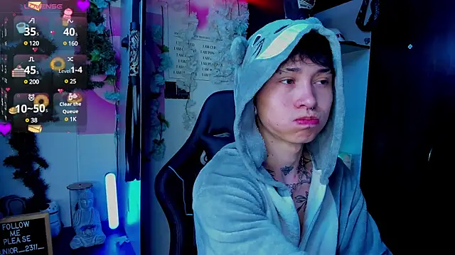 juniior 2311  online show from 21, 3, 2025