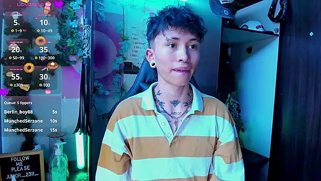 juniior 2311  online show from 15, 3, 2025