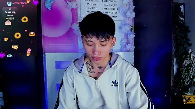 juniior 2311  online show from 13, 2, 2025