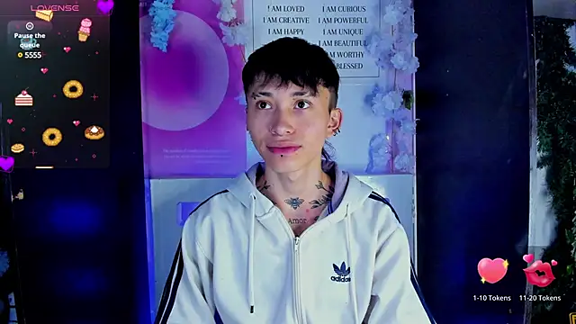 juniior 2311  online show from 12, 2, 2025