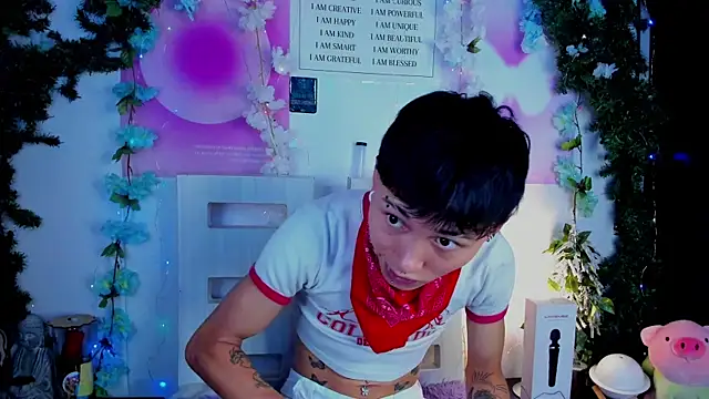 juniior 2311  online show from 24, 1, 2025