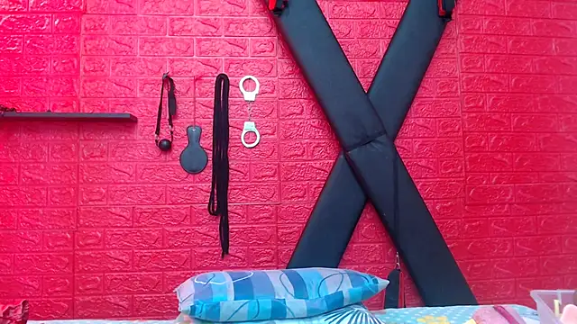 Snapshot of evaleribigtits18 chatting on 19, 2, 2025 evaleribigtits18 online show from 19, 2, 2025