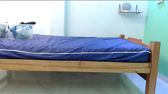 evaleribigtits18 online show from 12, 3, 2026