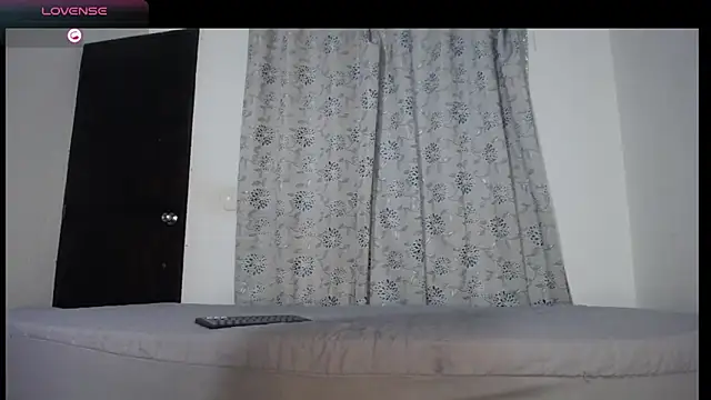 Laila Laly online show from 6, 11, 2025