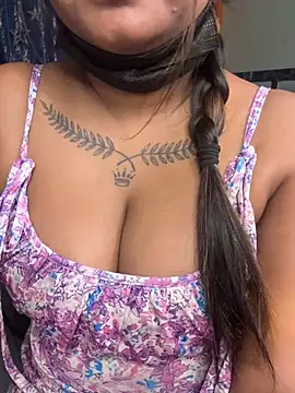 Hot Urvi online show from 19, 6, 2026