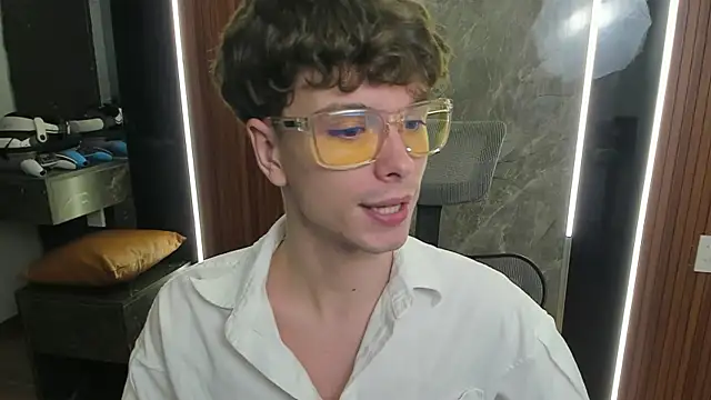 calvin love you online show from 3, 7, 2026