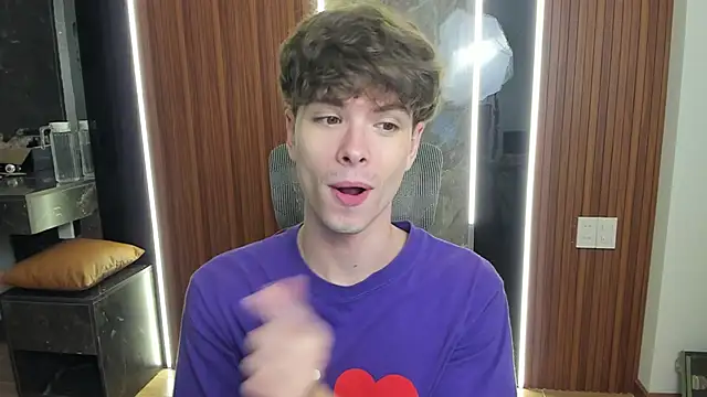 calvin love you online show from 22, 4, 2026
