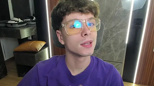 calvin love you online show from 24, 6, 2026
