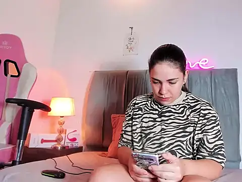 Sofia Guzman xxx online show from 4, 11, 2025