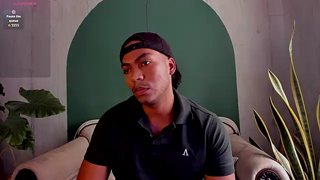 noah jones   online show from 24, 11, 2025