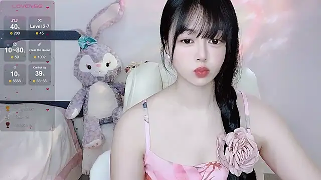 Lydia 170 online show from 5, 1, 2025