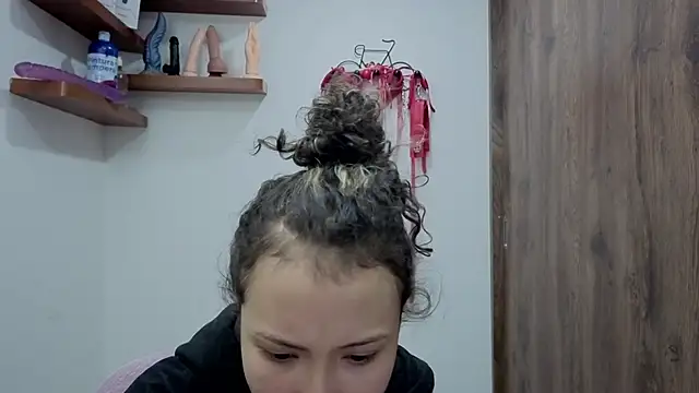 avans 15 online show from 29, 11, 2025