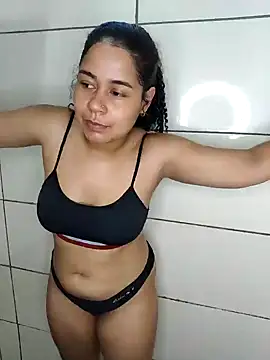VitoriaFernandes online show from 3, 2, 2025
