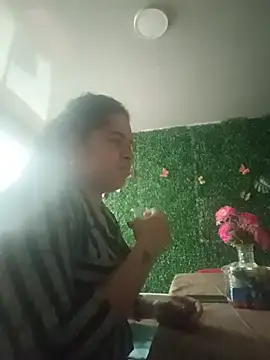 Snapshot of alexa-cooper- chatting on 1, 4, 2026 alexa-cooper- online show from 1, 4, 2026