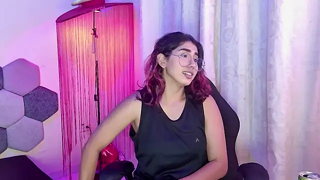 Horny tgn online show from 21, 5, 2026