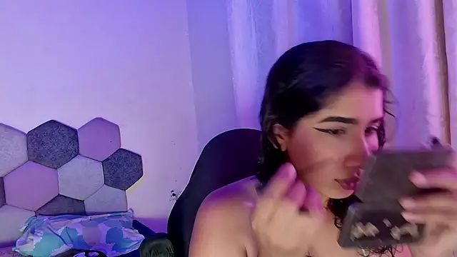 Horny tgn online show from 17, 7, 2026