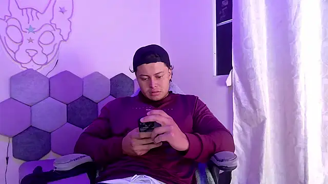 Snapshot of Horny_tgn chatting on 15, 9, 2025 Horny tgn online show from 15, 9, 2025