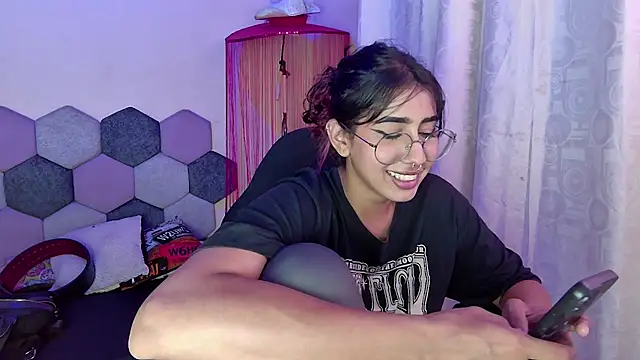 Horny tgn online show from 19, 5, 2026