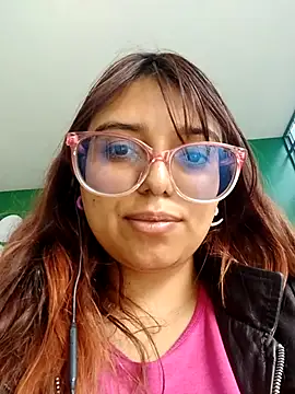 X CHERRY XX online show from 19, 3, 2025