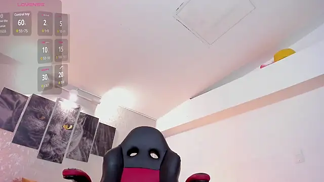 lilicooper  online show from 19, 9, 2025