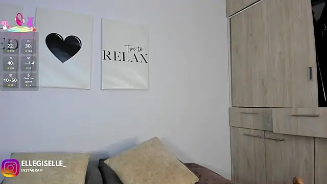 Snapshot of ElleGisellee chatting on 2, 7, 2026 ElleGisellee online show from 2, 7, 2026