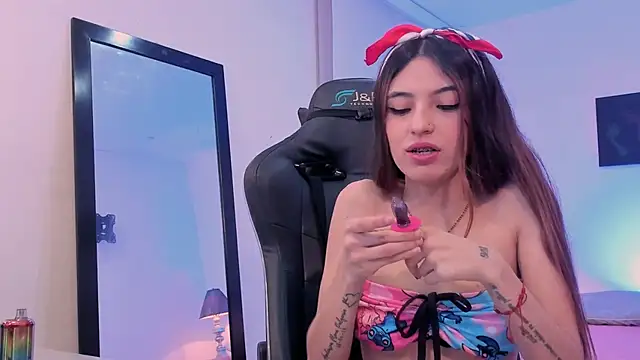 sofiarouge online show from 19, 11, 2025