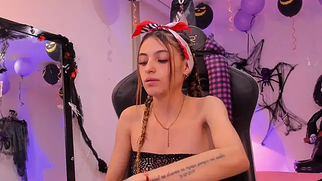 sofiarouge online show from 24, 10, 2025