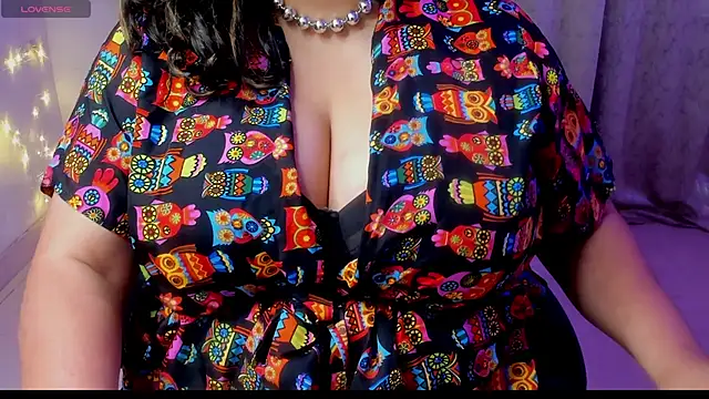 Gulabi Queen online show from 1, 3, 2026