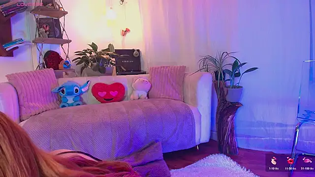 HANNAH LOVEE online show from 10, 4, 2026