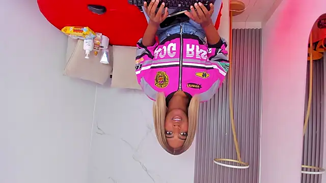 ebonydreams01 online show from 14, 12, 2025