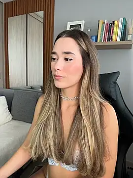 FridaKlein online show from 10, 4, 2026