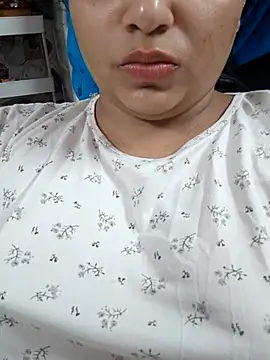 Snapshot of Myloveurvi chatting on 12, 6, 2026 Myloveurvi online show from 12, 6, 2026