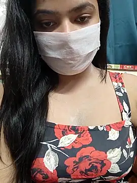 Snapshot of Myloveurvi chatting on 4, 6, 2026 Myloveurvi online show from 4, 6, 2026