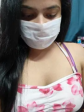 Snapshot of Myloveurvi chatting on 28, 5, 2026 Myloveurvi online show from 28, 5, 2026