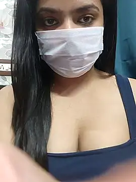 Myloveurvi online show from 18, 12, 2025