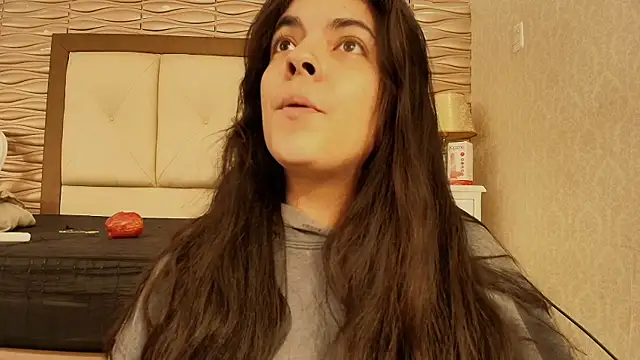 Snapshot of sofiaclauss chatting on 12, 9, 2025 sofiaclauss online show from 12, 9, 2025