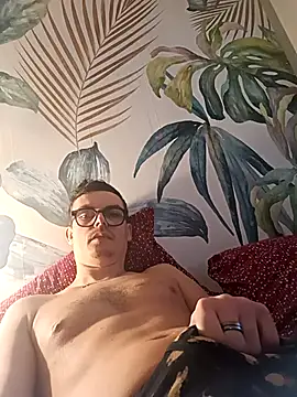 GLouglou19 online show from 3, 3, 2026