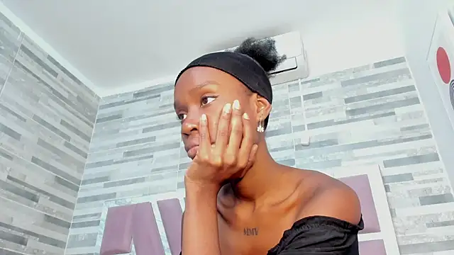 Snapshot of ebony_march chatting on 28, 10, 2025 ebony march online show from 28, 10, 2025